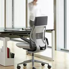 这些产品设计让办公室的“久坐族”们摆脱亚健康